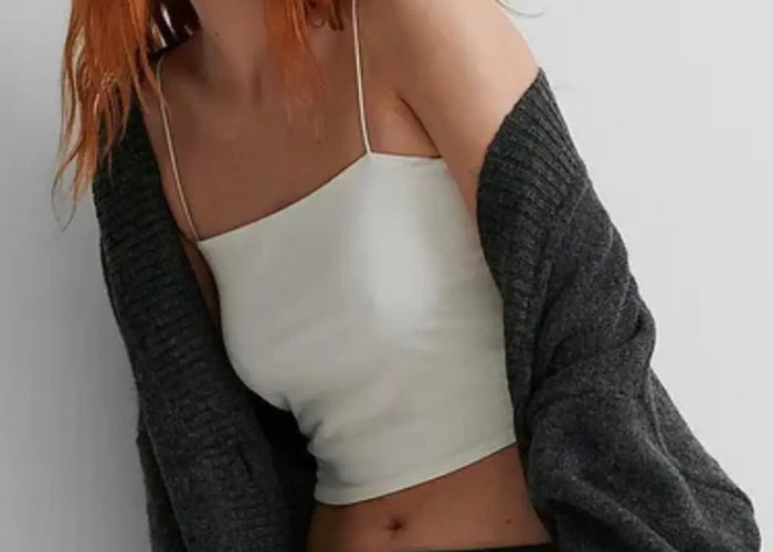 Bauchfreies Top