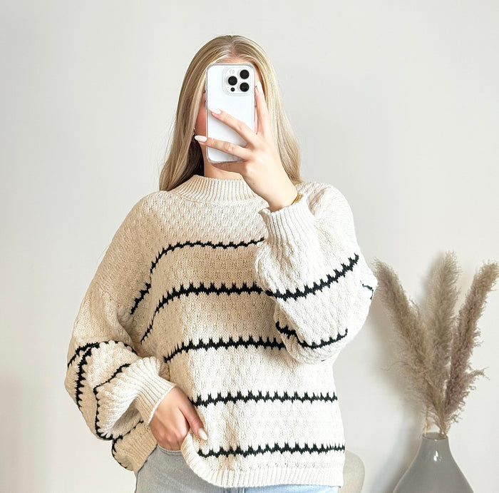 Oversize-Strickpullover – mit Streifenmuster | Weiß/ Schwarz