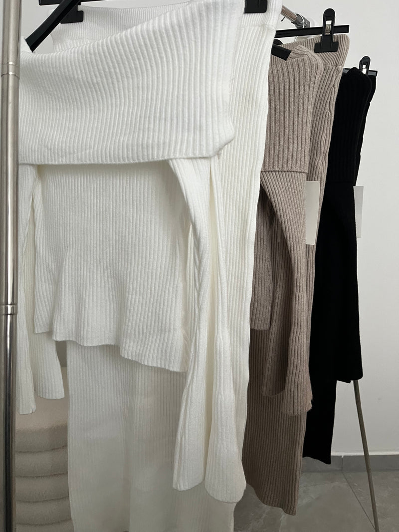 Strickset mit Offshoulder Pullover & Rock | Weiß