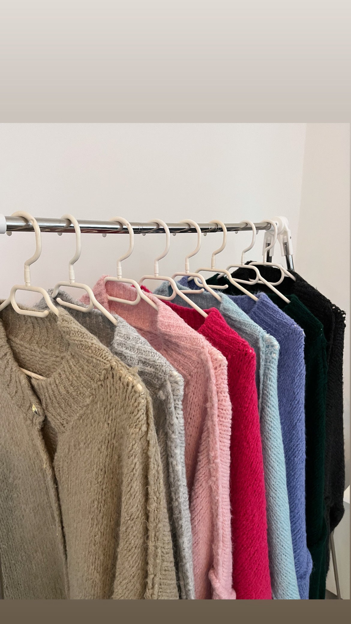Oversize Cardigan mit goldenen Knöpfen