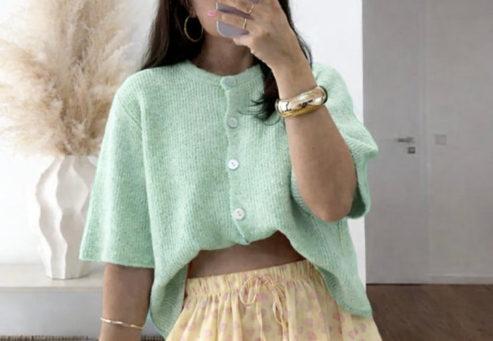 Vorbestellung | Kurzarm Cardigan  – Strickjacke mit Knöpfen | Mintgrün