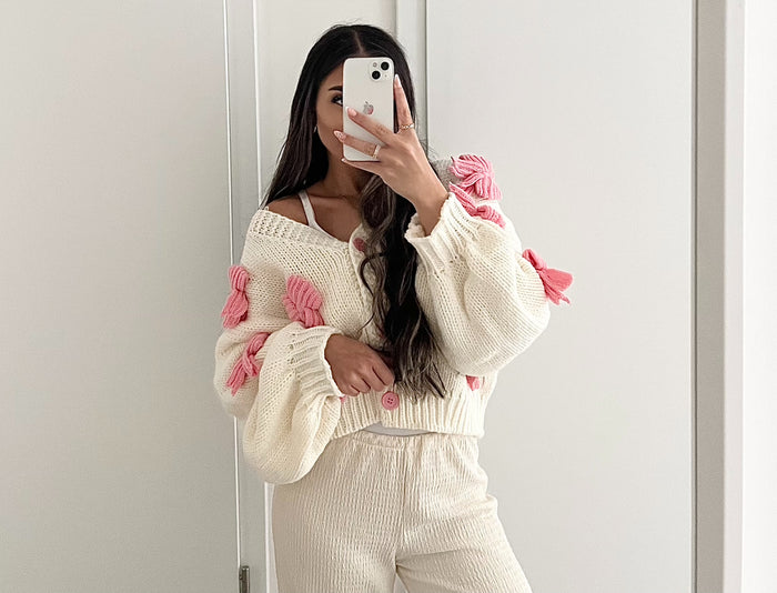 Strickjacke mit großen Schleifen | Rosa
