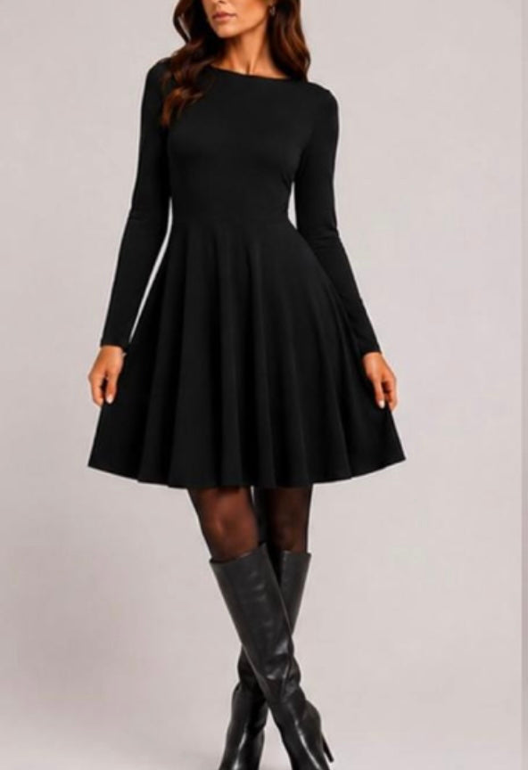 Kleid  Langarm – Elegantes Kleid mit ausgestelltem Rock | Schwarz