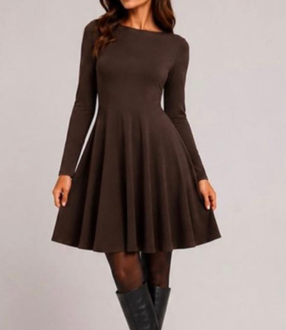 Kleid  Langarm – Elegantes Kleid mit ausgestelltem Rock | Braun