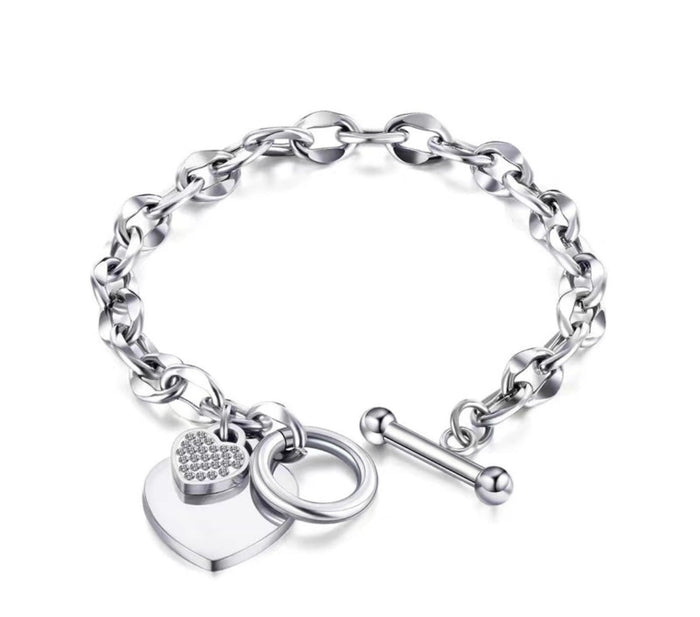 Armband mit Herzanhänger