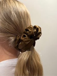 Satin Scrunchie XXL | Braun