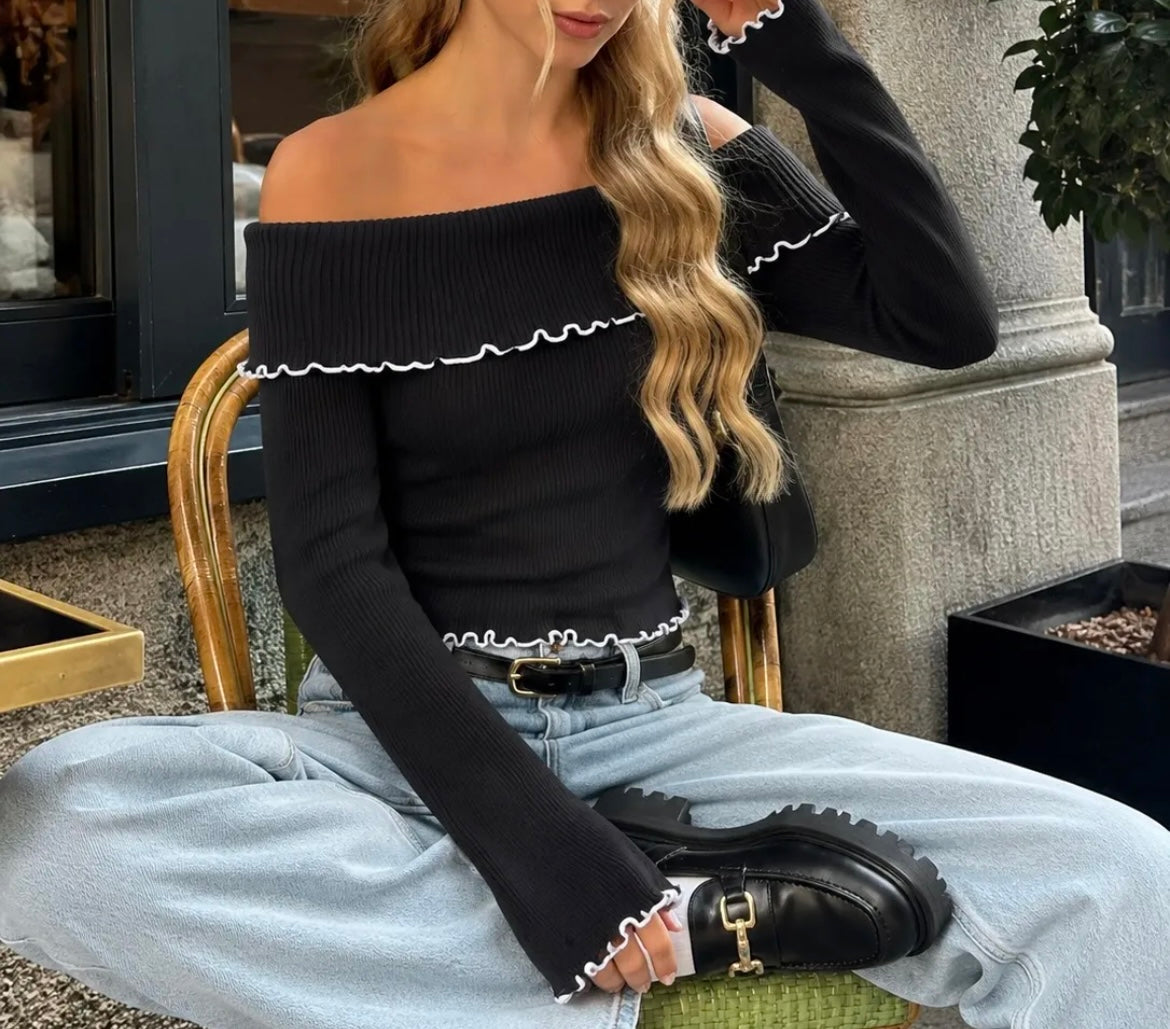 Rippstrick Off-Shoulder Pullover mit Volant | verschiedene Farben