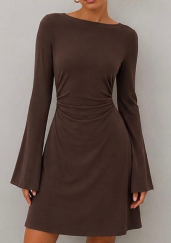 Elegantes Minikleid mit Trompetenärmeln | Braun