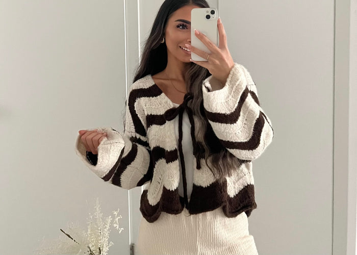 Strick-Cardigan mit Streifenmuster – Braun/ Creme
