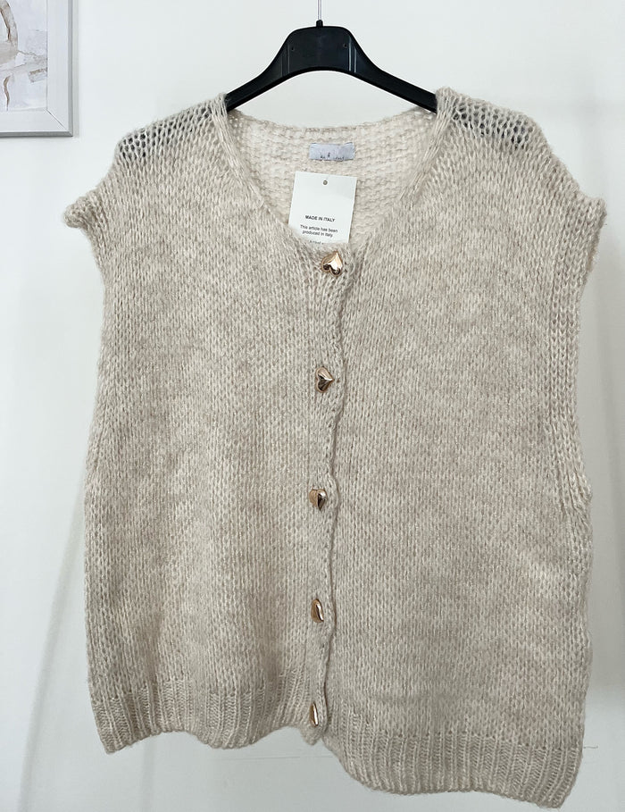 Strickweste mit Herzknöpfen | Beige