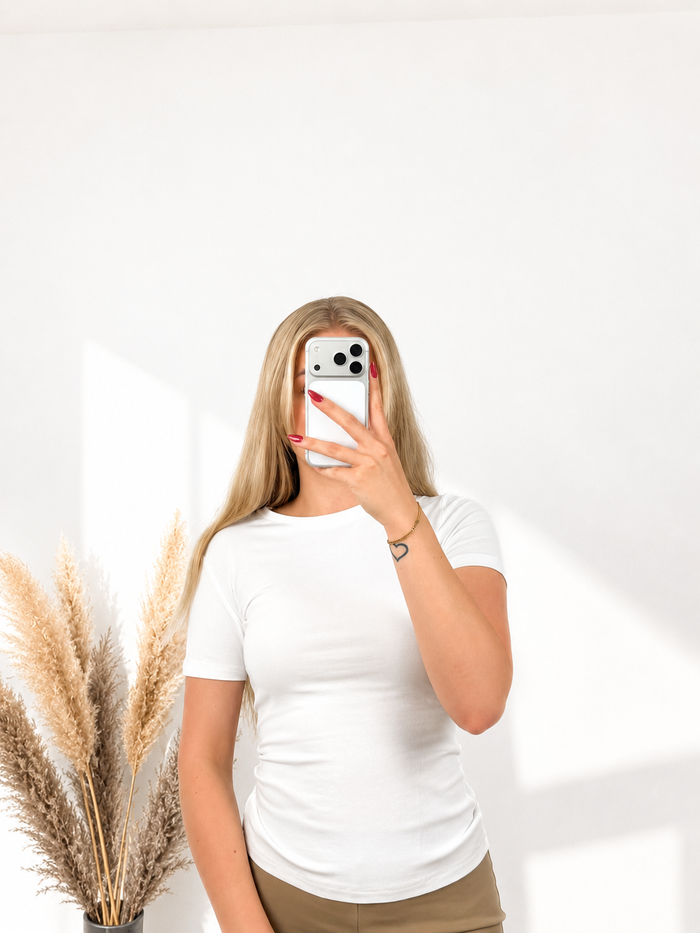 Basic Stretch Shirt – Figurbetontes T-Shirt | Weiß