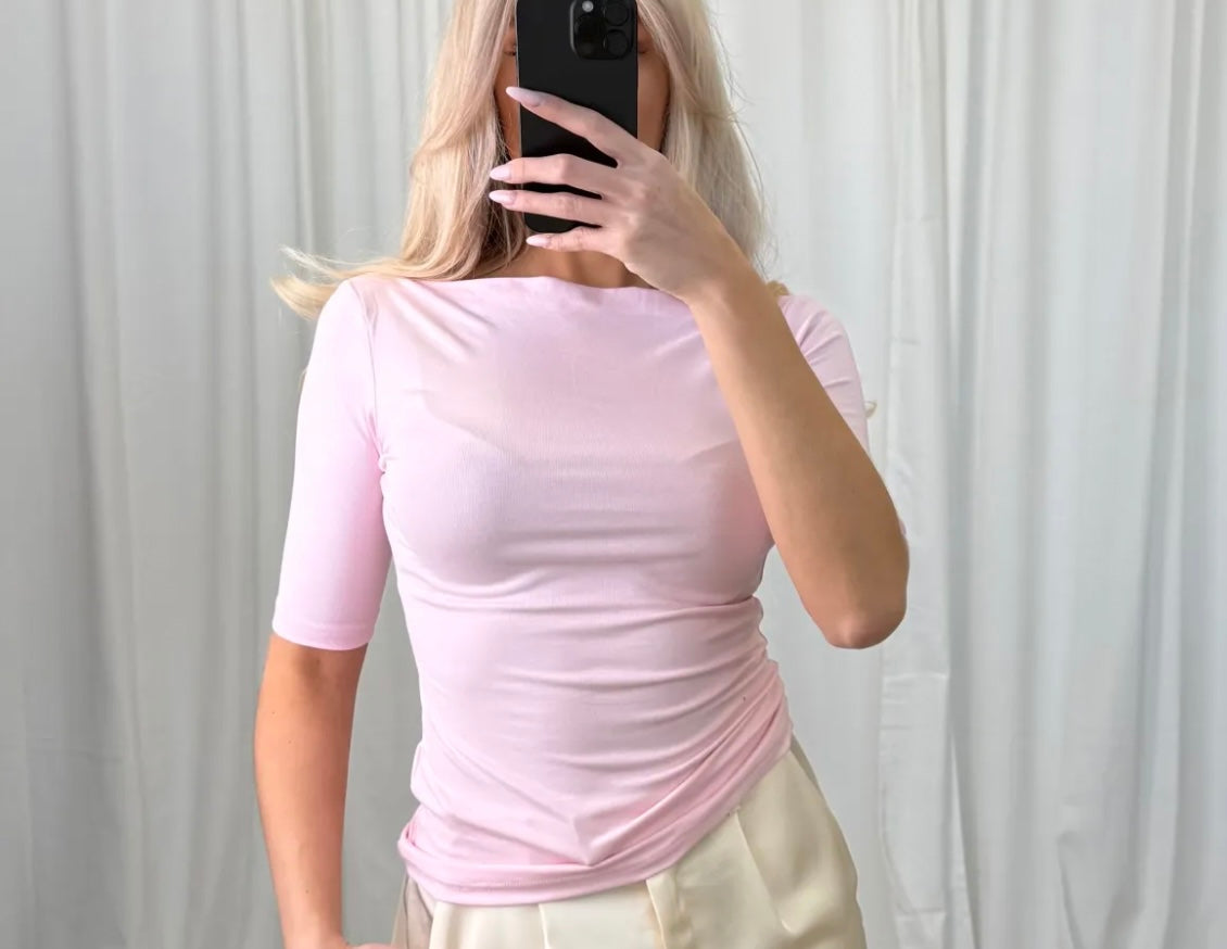 Basic Stretch Shirt – Figurbetontes Kurzarm Top | Rosa