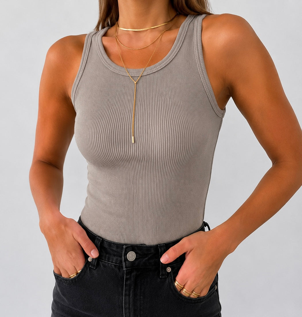 Basic Tanktop aus Baumwolle – Geripptes Top mit Stretch | Taupe