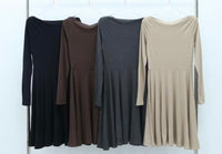 Kleid  Langarm – Elegantes Kleid mit ausgestelltem Rock | Braun