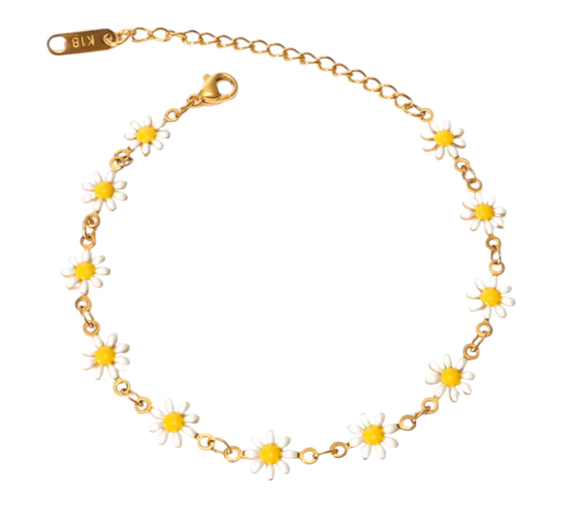 Goldfarbenes Armband mit Gänseblümchen