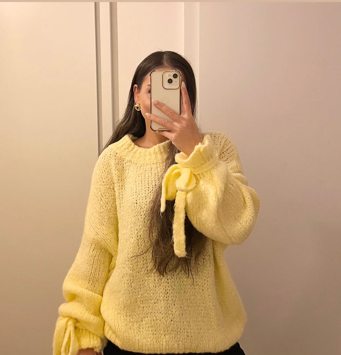 Oversize Pullover mit Schleifenärmeln | Gelb