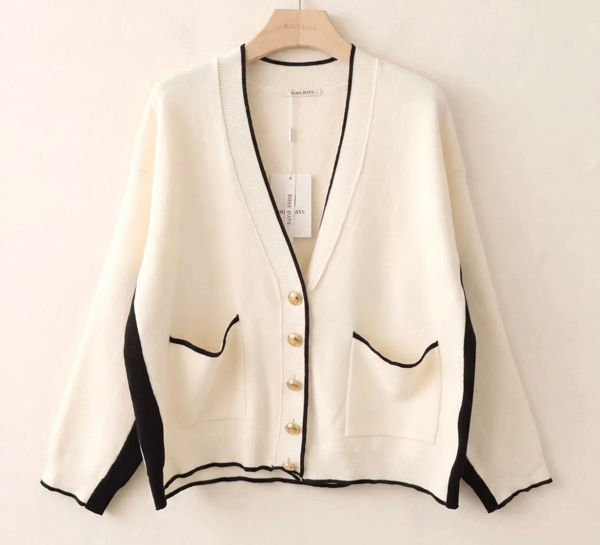 Strick-Cardigan mit Kontrastdetails | schwarz oder weiß