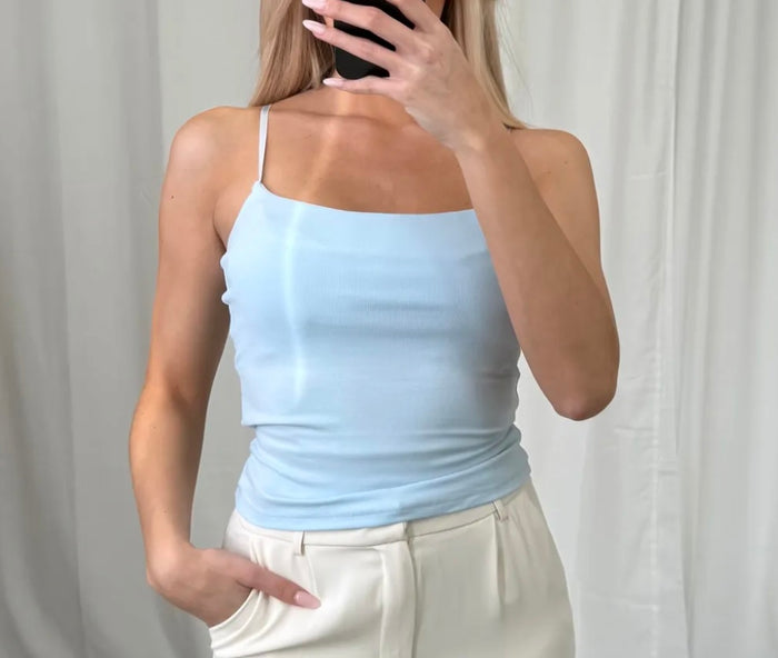 Basic Stretch Spaghettiträger Top  | Blau