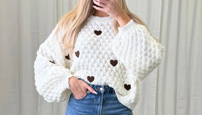 Strickpullover mit Herzmuster – Oversize Pullover mit Ballonärmeln