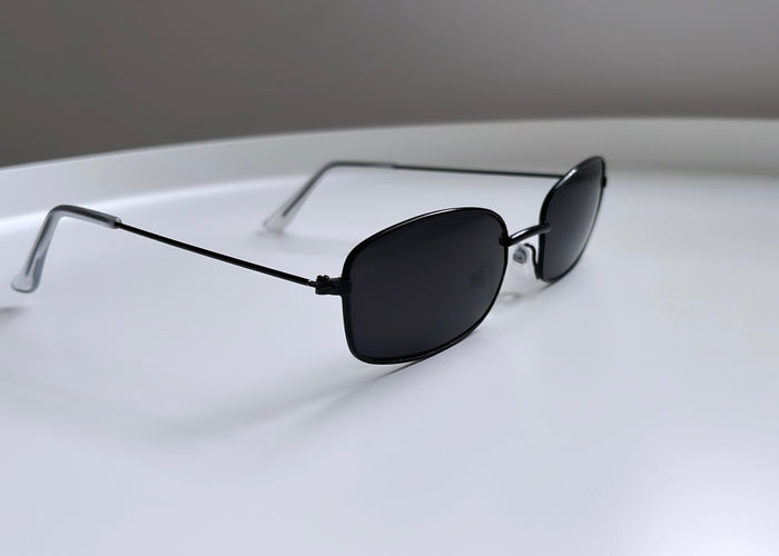 Retro Sonnenbrille in schwarz