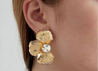 Blumen-Ohrringe gold mit Stein