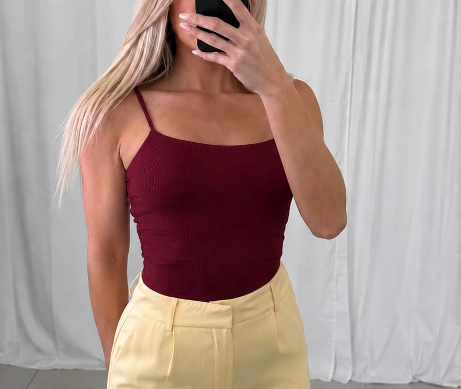 Basic Stretch Spaghettiträger Top  | Weinrot
